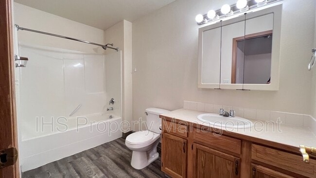 Building Photo - 6305 Chapel Hill Blvd