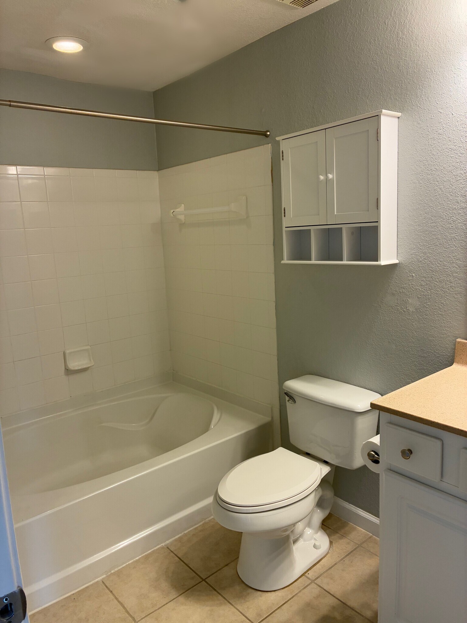 Building Photo - 10075 Gate Pky N