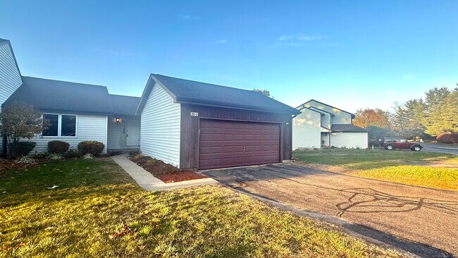 Building Photo - 20 Arthur Dr