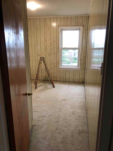 Building Photo - 522 Devon St