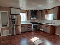 Building Photo - 370 E 1700 S