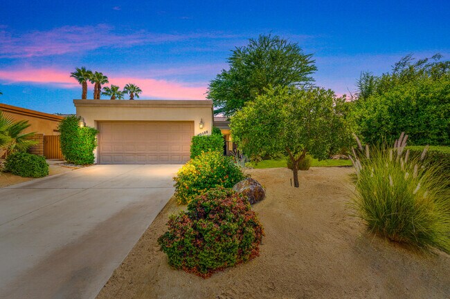 Primary Photo - 40588 Clover Ln