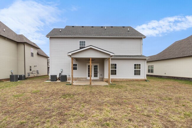 Building Photo - 1629 Kestrel Dr