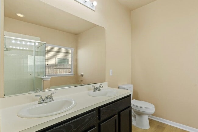 Building Photo - 7014 Hazelnut Ln