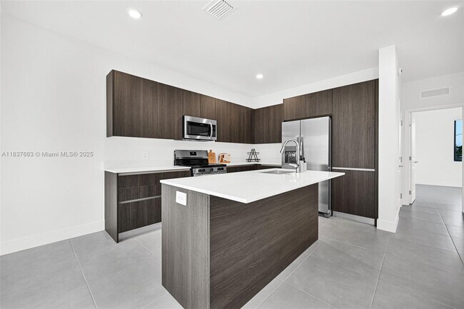 Building Photo - 34532 SW 191st Ave
