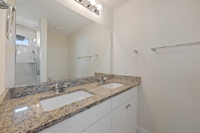 Building Photo - 603 White Steppe Way