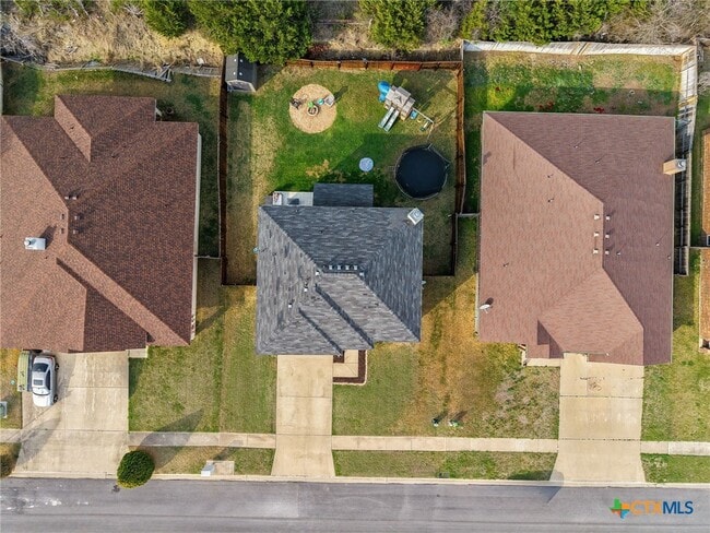 Building Photo - 4103 Dewitt County Ct