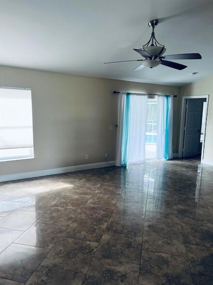 Building Photo - 1836 SE Fallon Dr