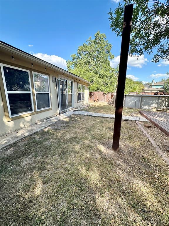 Building Photo - 6913 Sabrina Dr