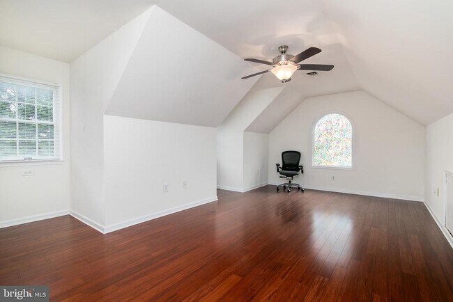 Building Photo - 5444 E Nithsdale Dr