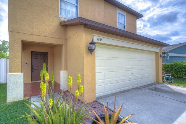 Building Photo - 17455 Garden Heath Ct