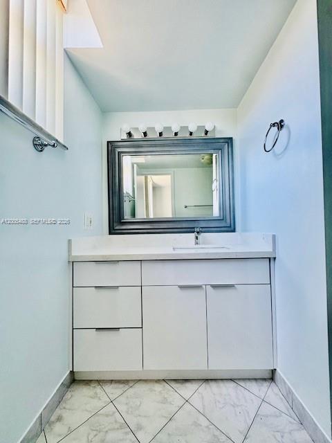 Building Photo - 2425 NE 135th St