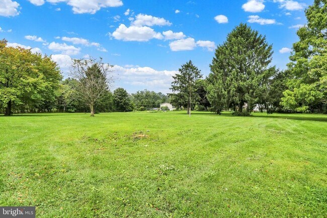 Building Photo - 36 Antietam Rd