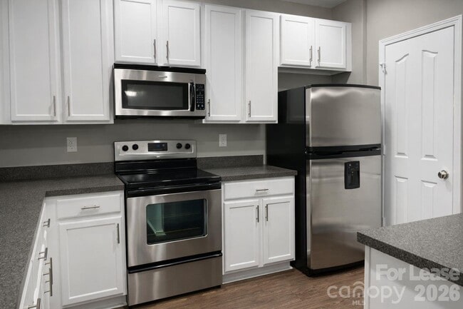 Building Photo - 116 Morning Mist Ln