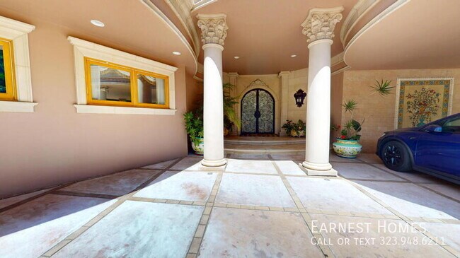 Building Photo - 1831 Loma Vista Dr