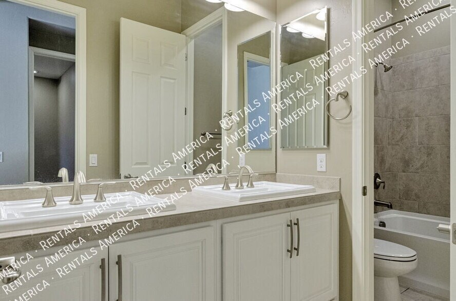 Building Photo - 757 W Aviator Crossing Dr