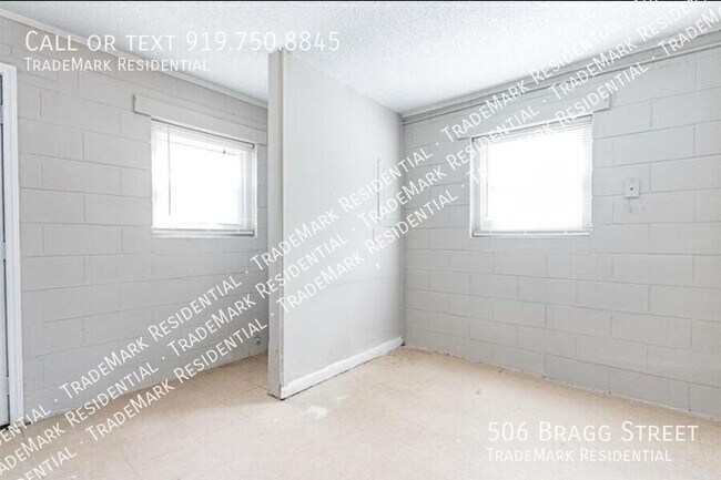 Building Photo - 506 Bragg St