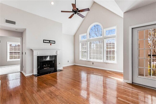Building Photo - 3636 Habersham Rd NW