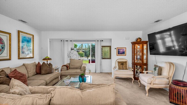 Building Photo - 46555 Cameo Palm Dr