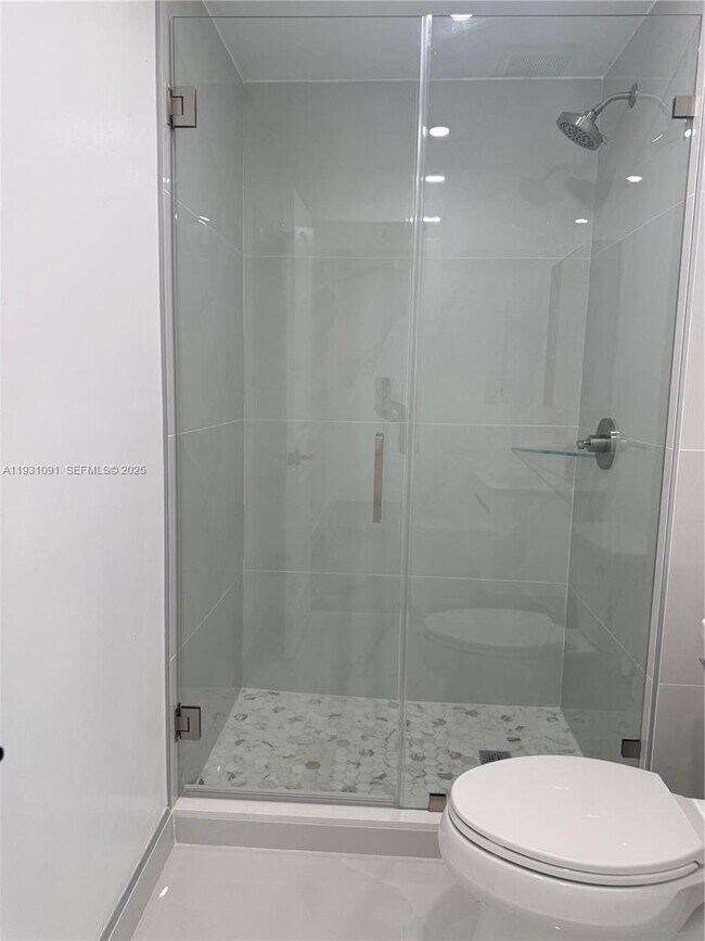 Building Photo - 2321 NW 85th Ave