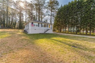 Building Photo - 610 Wilshire Ave