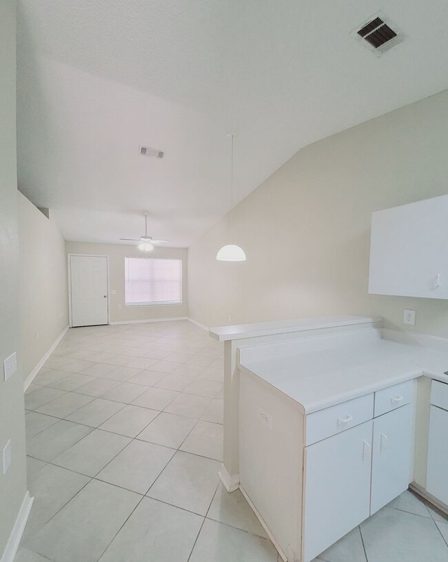 Building Photo - 2468 Spyglass Cir