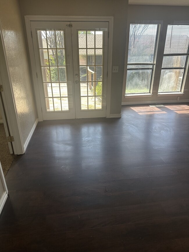 Building Photo - 2202 Shadowridge Dr