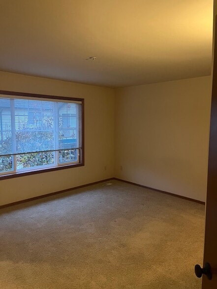 Building Photo - 7427 210th St SW