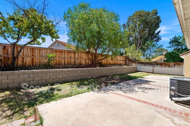 Building Photo - 40272 Mimulus Way