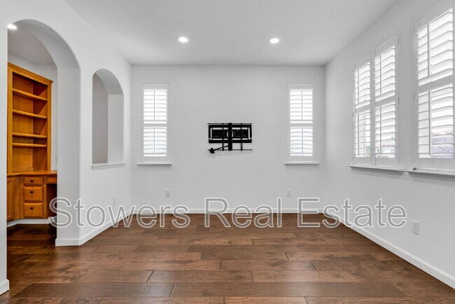 Building Photo - 1709 Campanula Dr