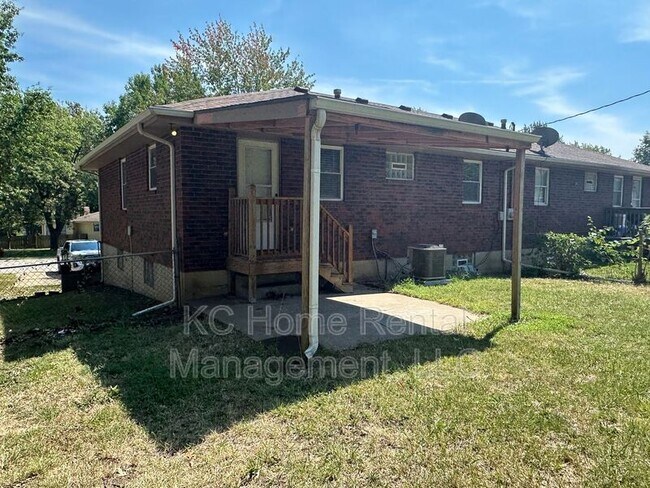 Building Photo - 1209 SW Westminister Rd