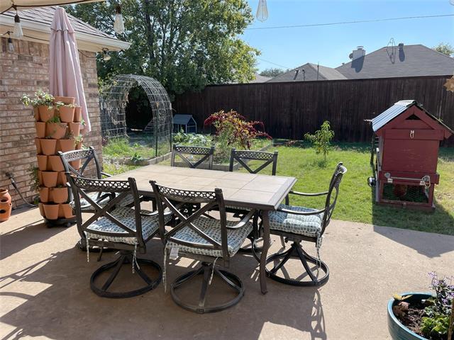 Building Photo - 407 E Broad St