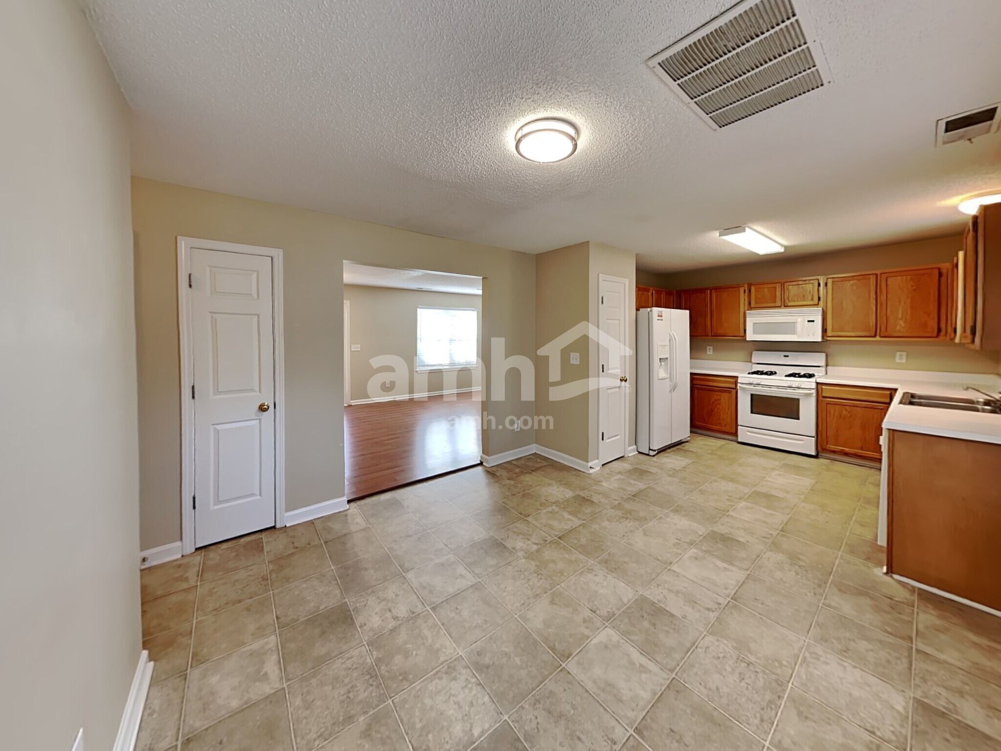 Building Photo - 3826 Tidewater Way NW