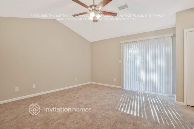 Building Photo - 1194 Realm Ln