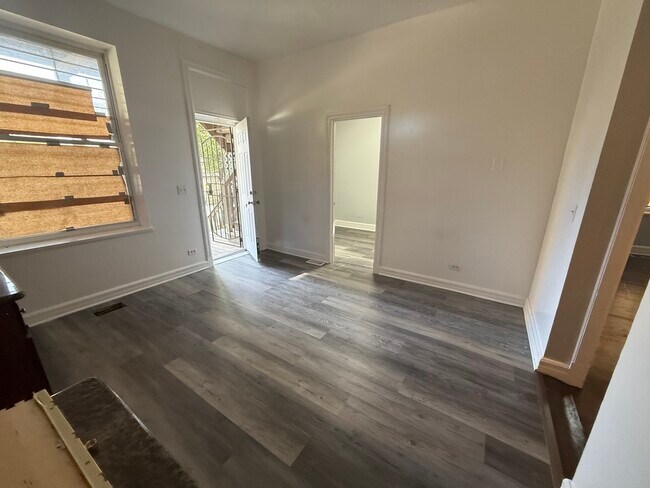 Building Photo - 1239 S Spaulding Ave