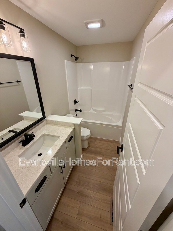Building Photo - 4432 Violet Dr