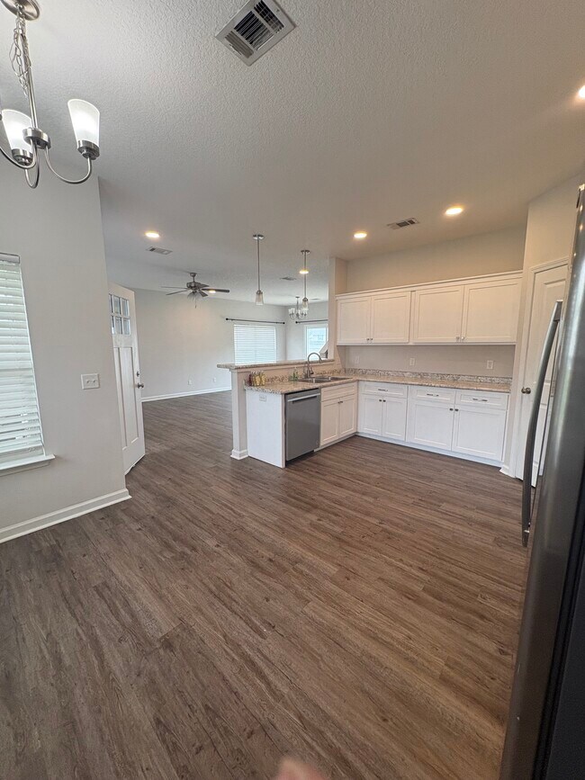 Building Photo - 369 Pecan Pointe Dr