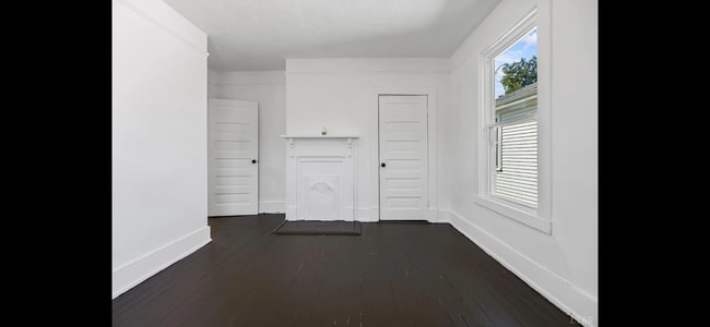 Building Photo - 620 Berryman Ave