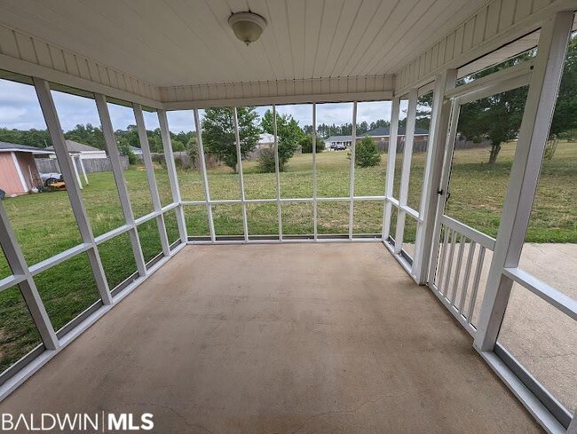 Building Photo - 12971 Labradors Run