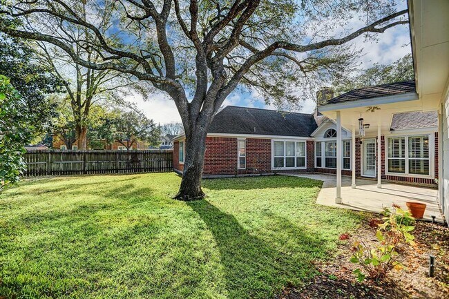 Building Photo - 16302 Glacier Brook Ct