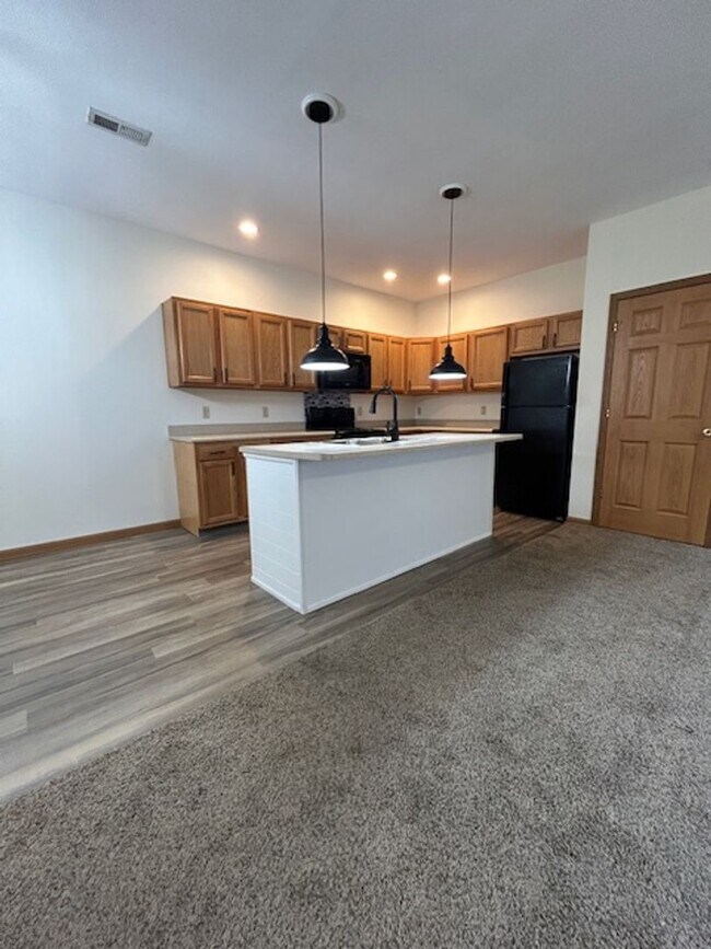 Building Photo - Modern Brick Ranch with 3 Bedrooms, 1.5 Ba...
