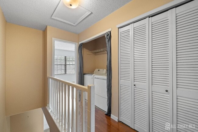 Building Photo - 13 Pear Tree Ln