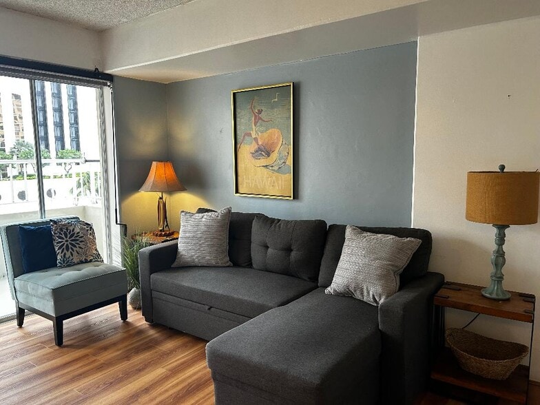 Living Area/Pull out Couch - 1690 Ala Moana Blvd