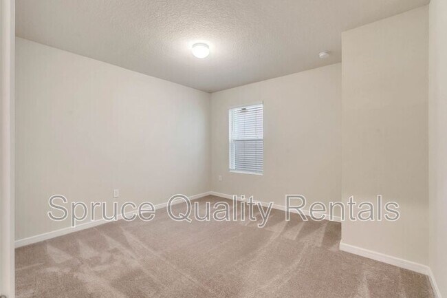 Building Photo - 889 Rivers Crossing St