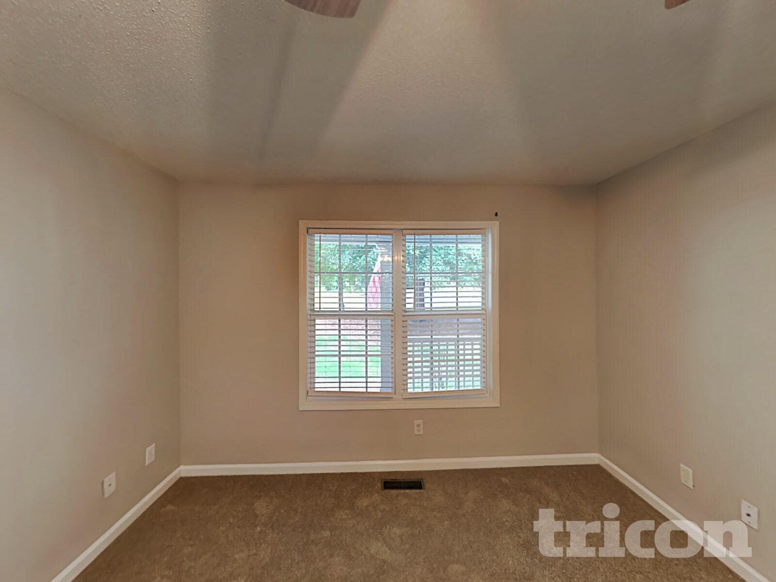 Building Photo - 170 Rachel Blvd