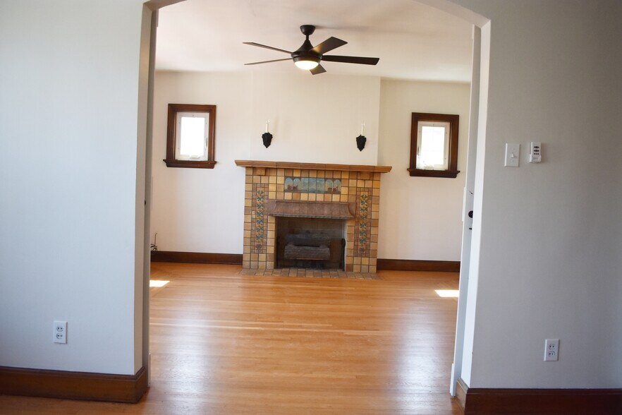 Living Room - 625 6th Ave