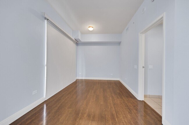 Building Photo - High Rise Studio Condo - Allue Las Vegas