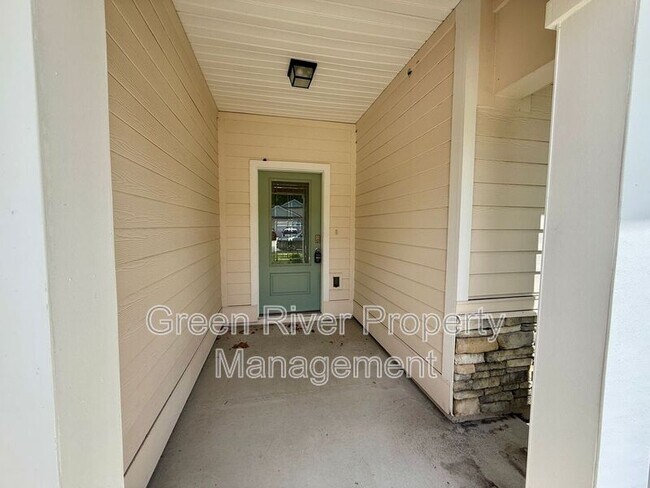 Building Photo - 278 Pickett Dr