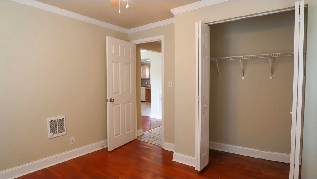 Building Photo - 1352 King Mill Pike