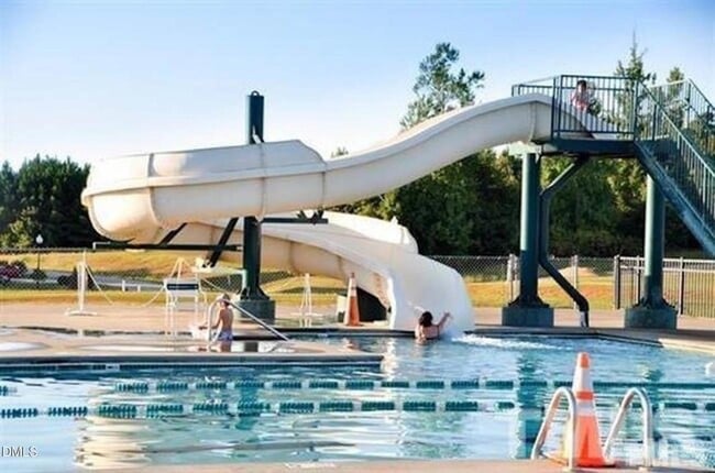 Building Photo - 131 Diploma Dr